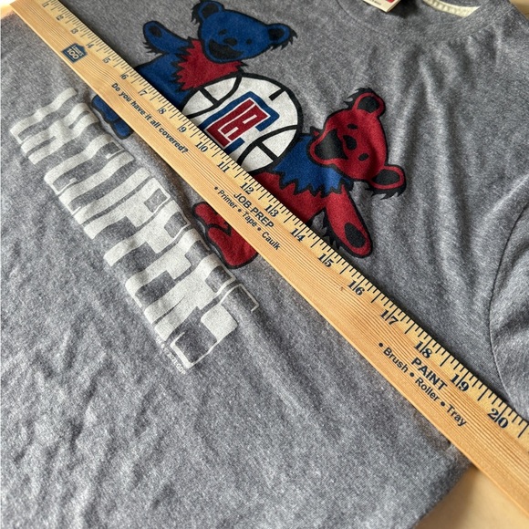 LA Clippers / Greatful Dead Gray Soft Vintage Feel Graphic Tee - Picture 5 of 5